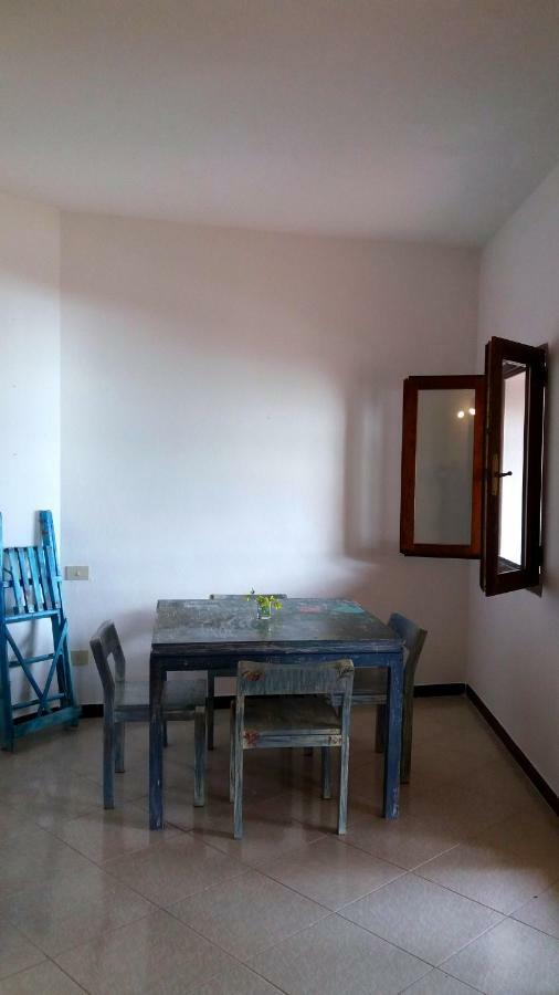 Appartamento Fronte Mare Santa Teresa Gallura Exterior foto